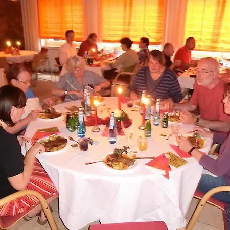 Krelinger Freizeit- Und Tagungszentrum Hotel 2*